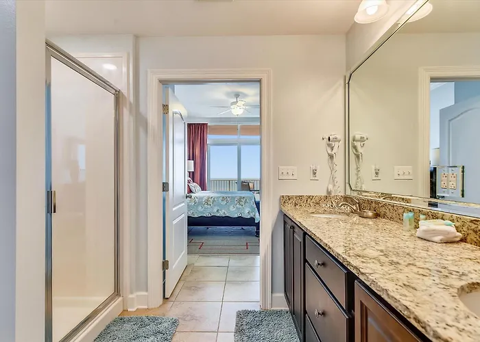 Phoenix Unit 1702 * Gulf Shores