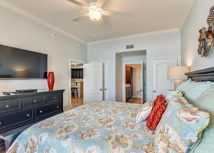 Phoenix Unit 1702 Holiday home *